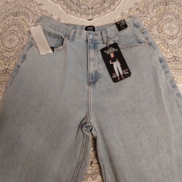Nwt Simple Society High-rise Barrel Jeans, Baggy Tapered Rolled cuff Light Wash - Picture 6 of 11